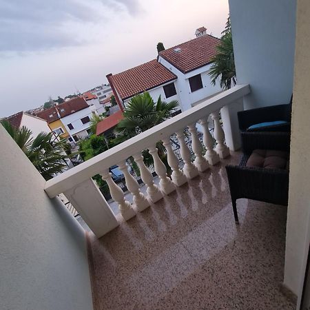 Apartment Fabic โปเรช ภายนอก รูปภาพ