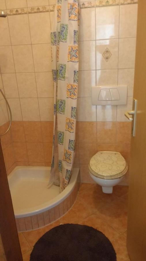Apartment Fabic โปเรช ภายนอก รูปภาพ